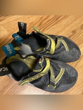 Scarpa Veloce Climbing Shoes
